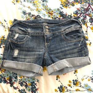 3/$15 - Almost Famous shorts